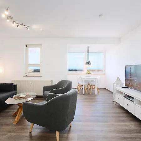 Promenade 27 Koje 23 *